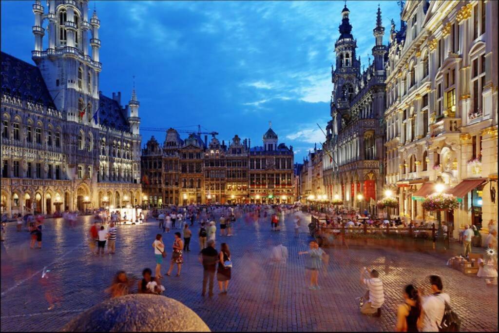 En Plein Coeur De Bruxelles. Superbe Duplex.A Voir! Eksteriør bilde